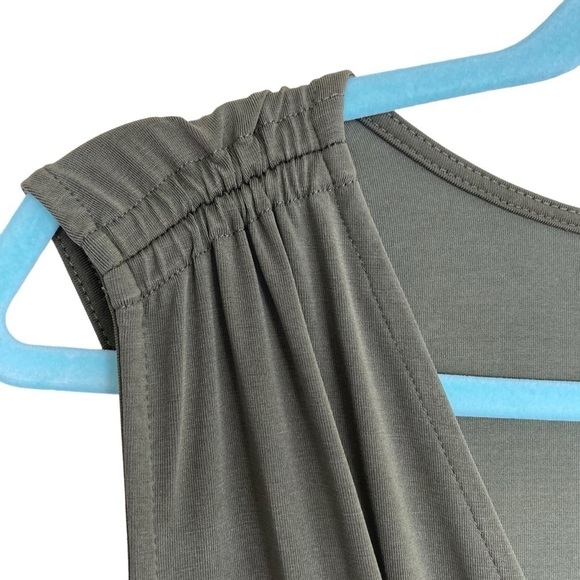 Heartloom Rivky Knit Jumpsuit Jogger Style Surplice Front Olive Green Sz M - Picture 12 of 15